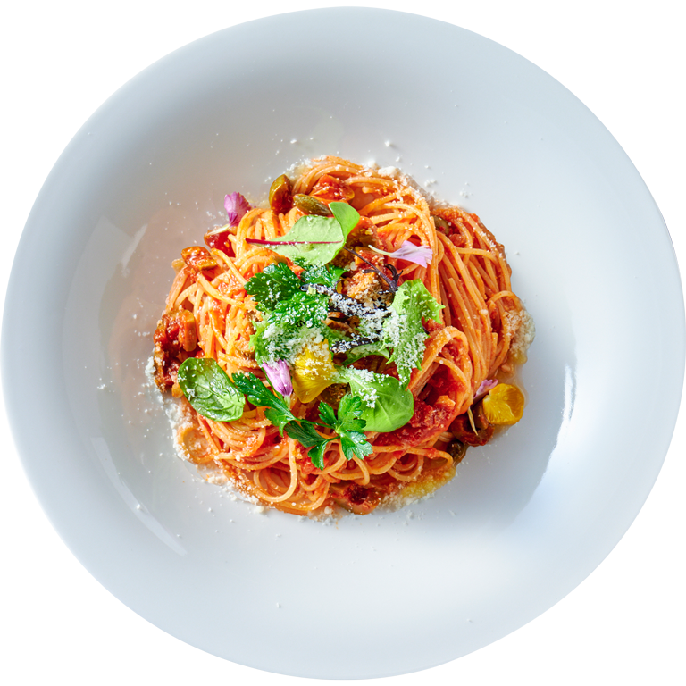 アンチョビとオリーブ、ケッパーのトマトパスタ