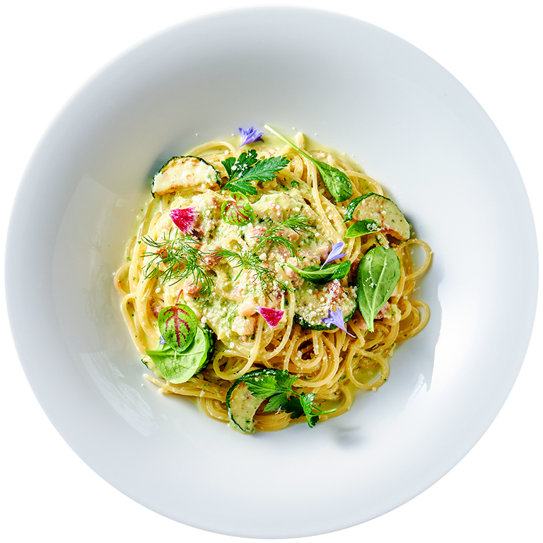 揚げズッキーニとペコリーノチーズのクリームパスタ