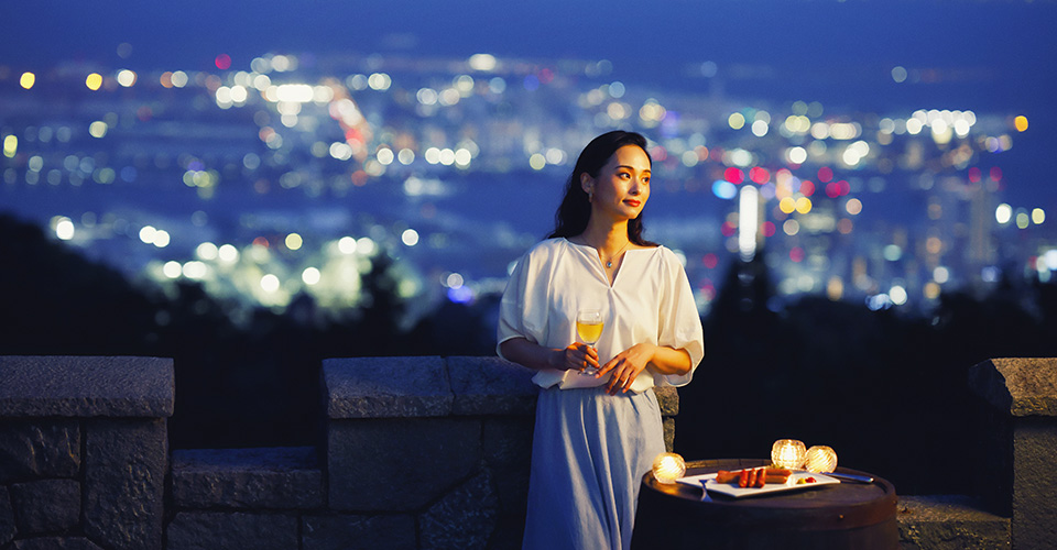 夜のガーデンテラスバーイメージ