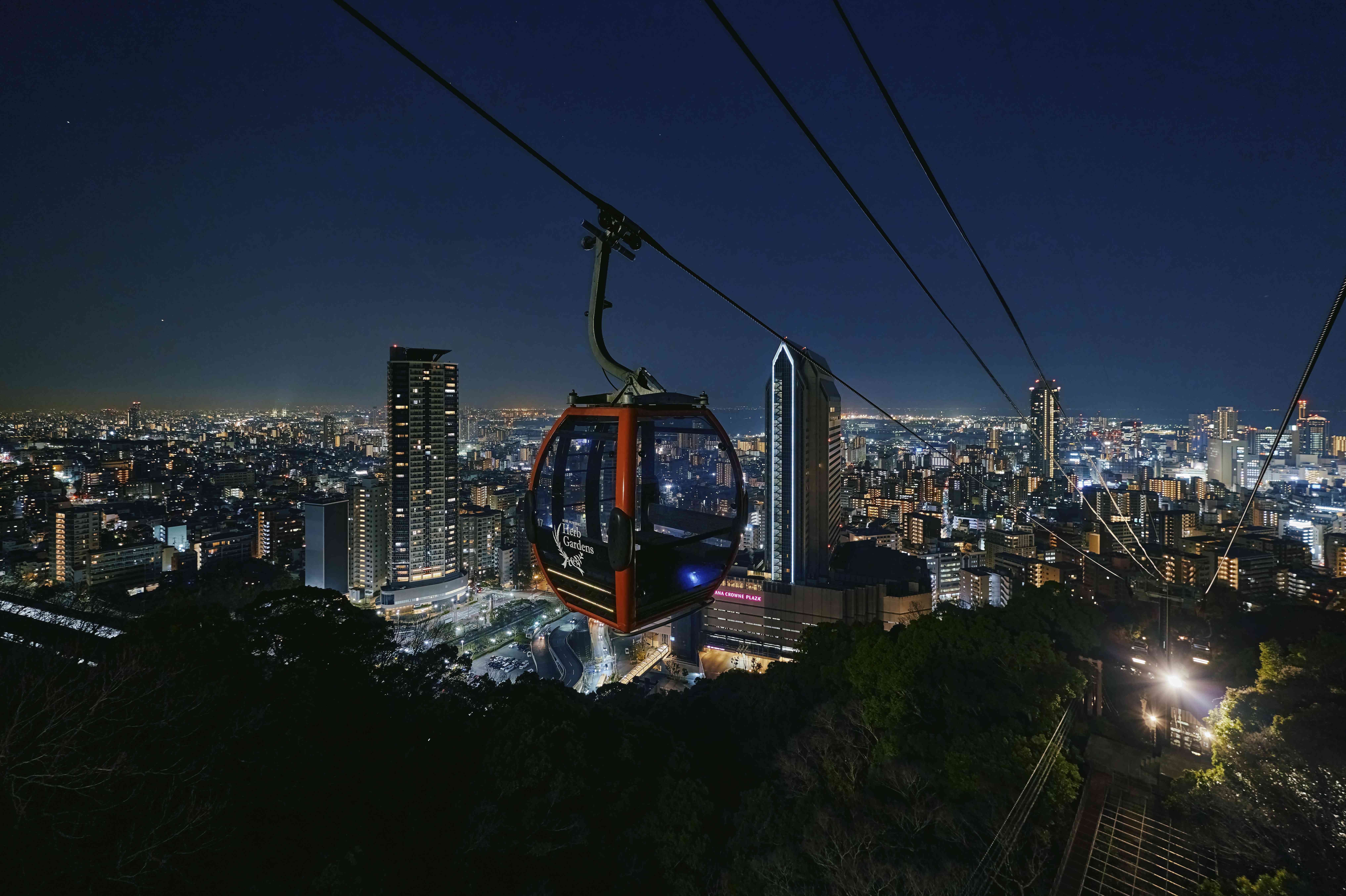 ロープウェイ夜景_LXB1349jpg