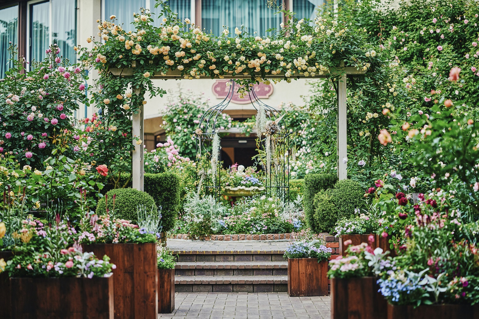 ローズシンフォニーガーデン30_PLX_5693